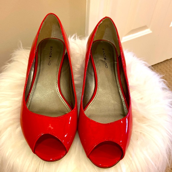 Bandolino Shoes - Red kitten Peep-toe Wedge